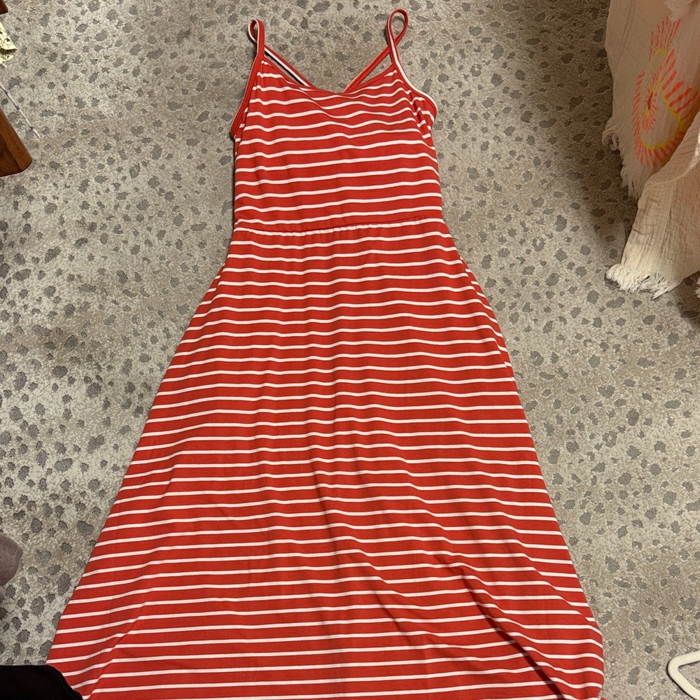 Pact dress size large
